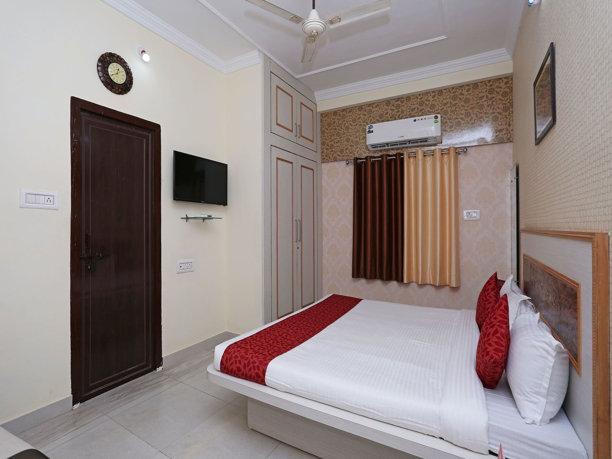 Oyo 10104 Radhika Resort 科塔 外观 照片