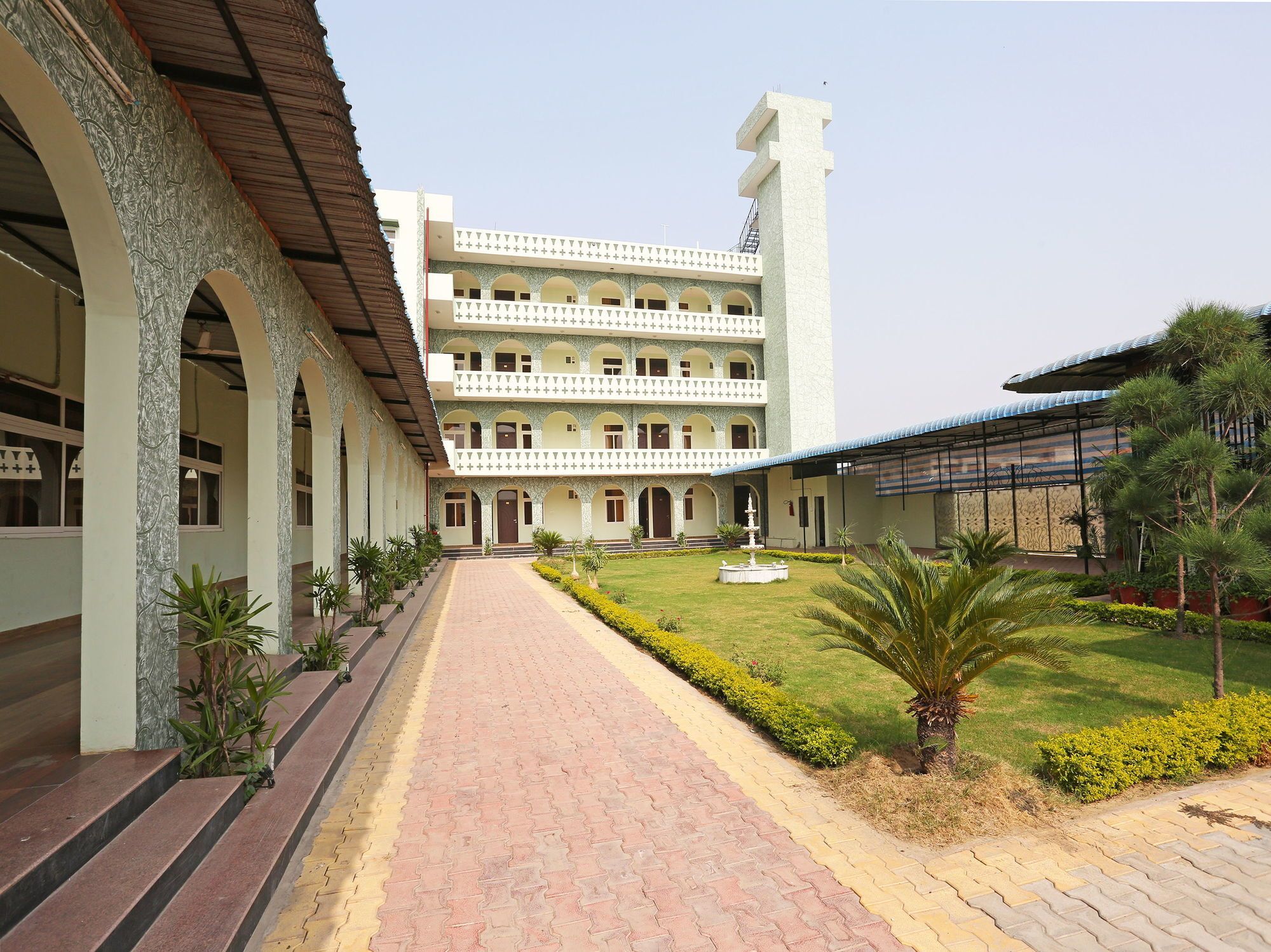 Oyo 10104 Radhika Resort 科塔 外观 照片